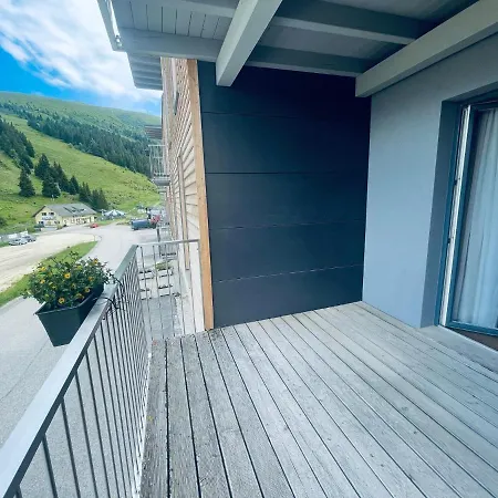 ホテル Koralpe 3*